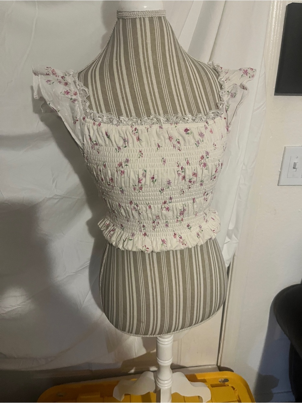 Floral Smocked Crop Top - White with Pink Floral
